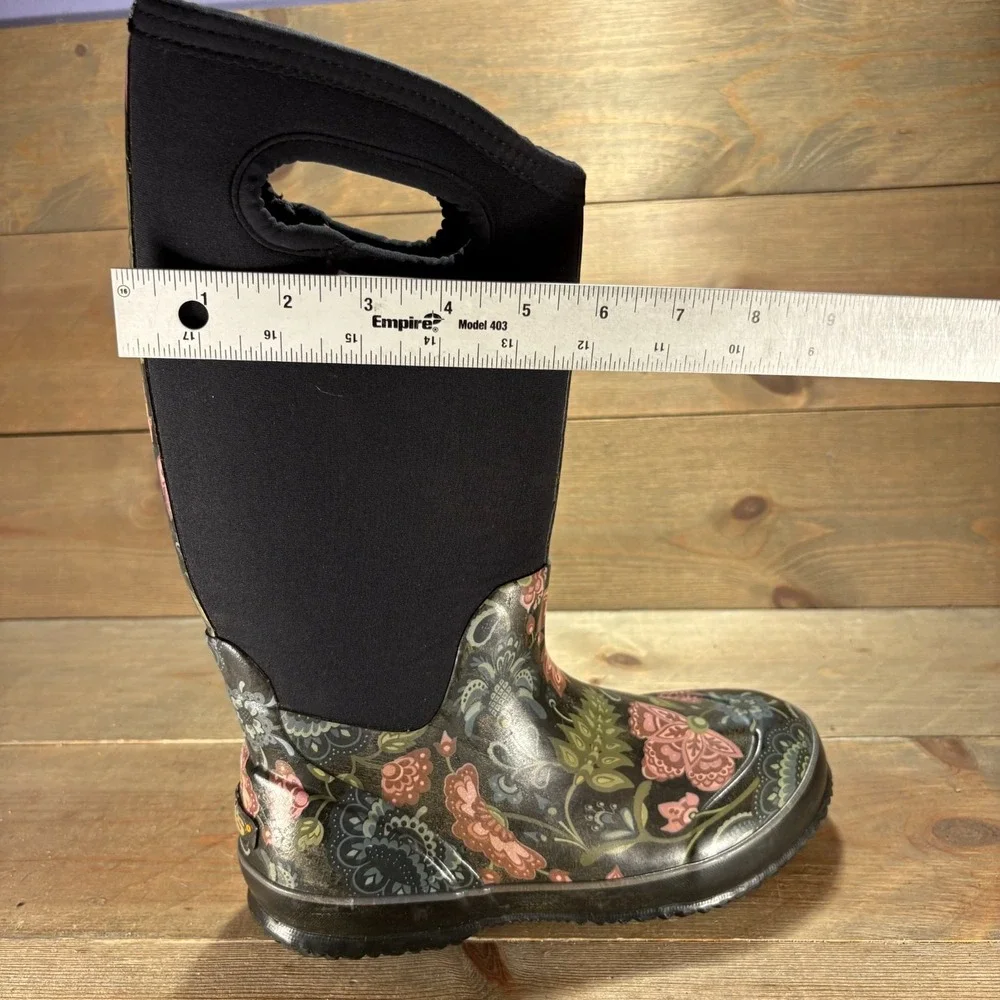 Bogs Classic Winter Bloom Womens size 7 shoes Black Waterproof Tall snow boots